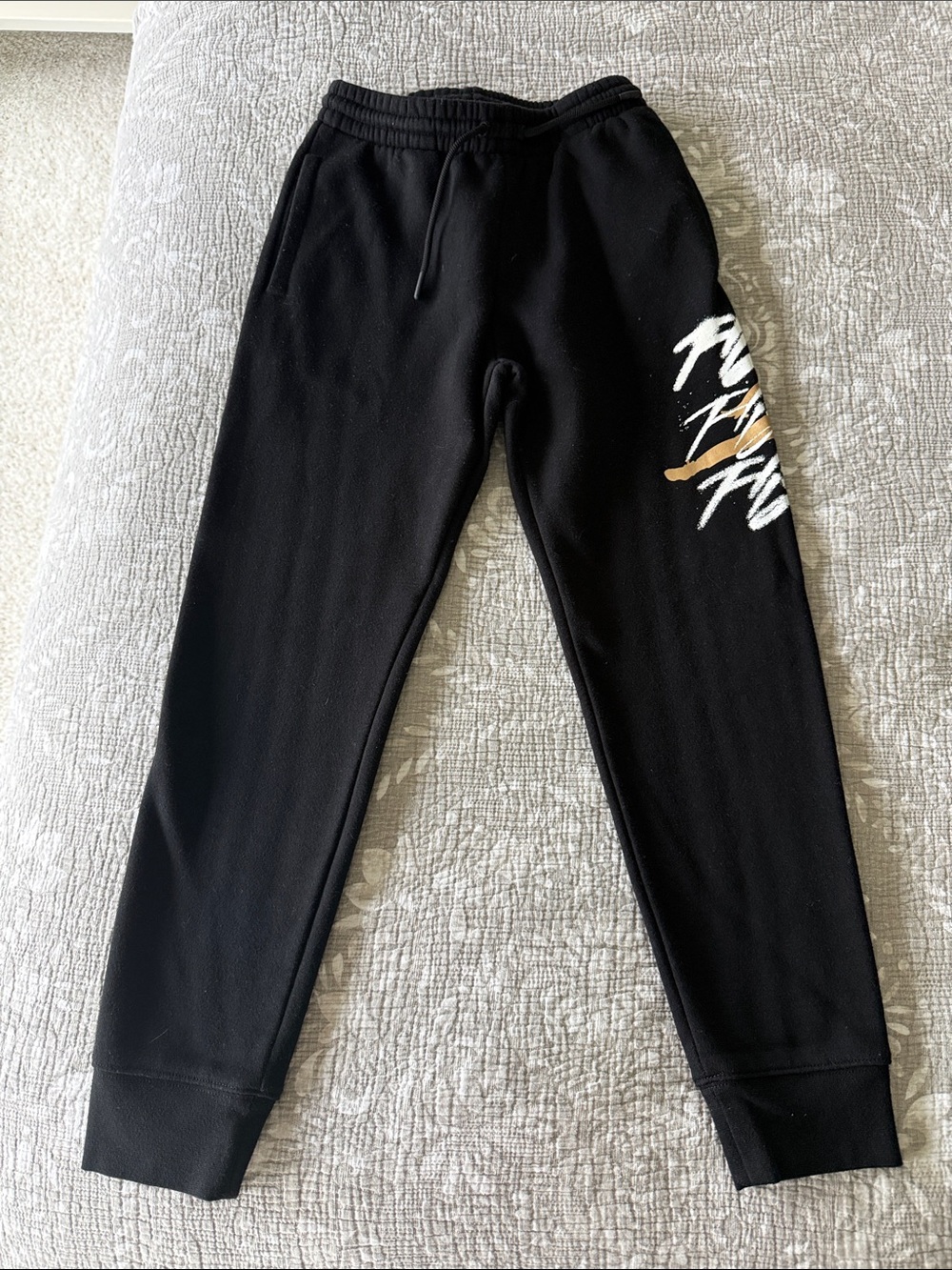 Jordan Youth Boy Sweatpants size Medium (10-12) Black